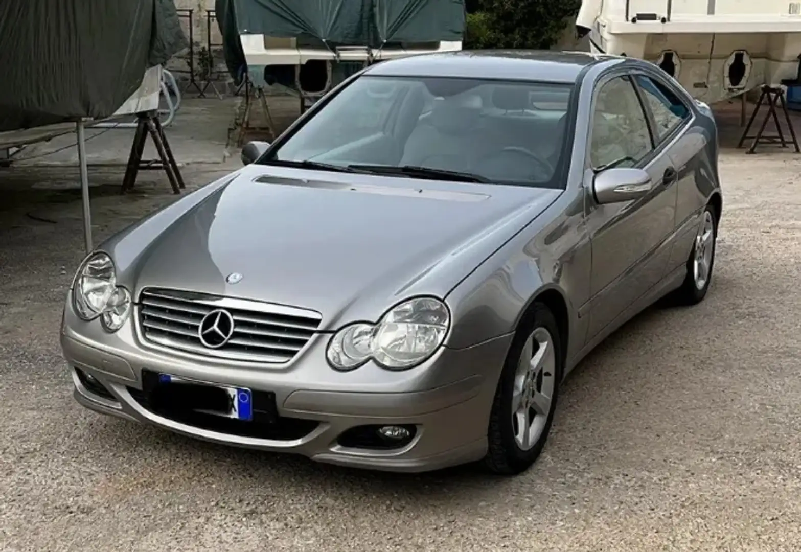 Mercedes-Benz 180 - 1
