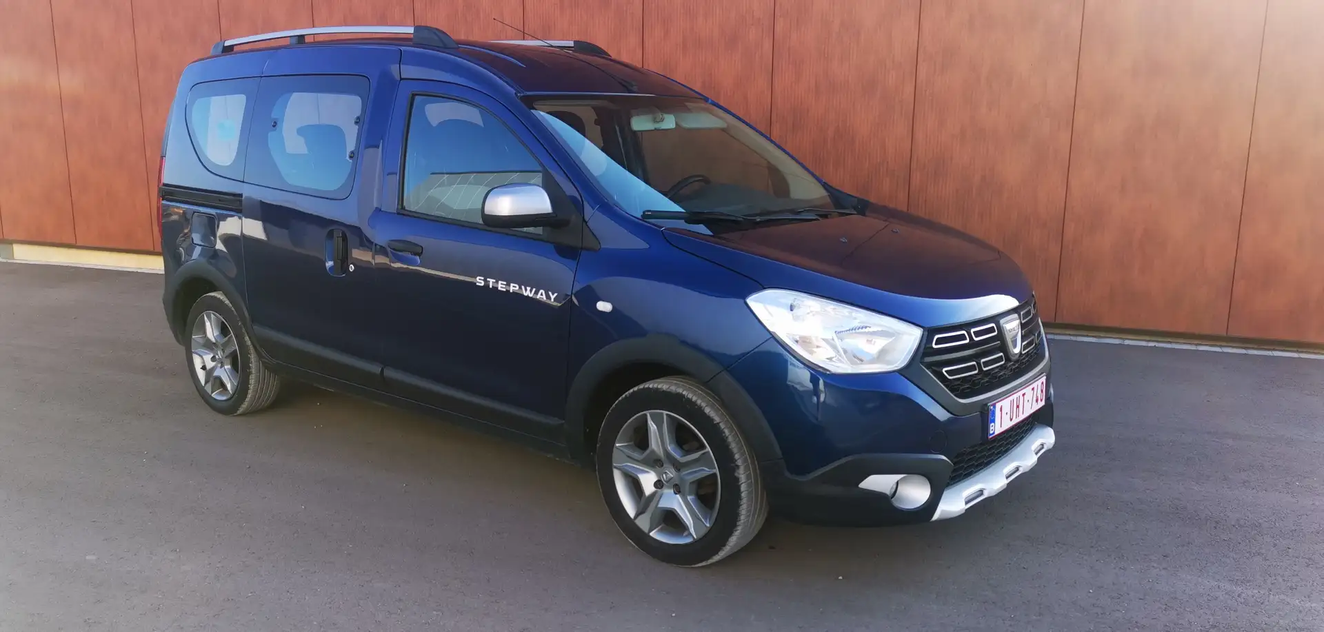 Dacia Dokker Dokker 1.5 dCi 90 Stepway Modrá - 1