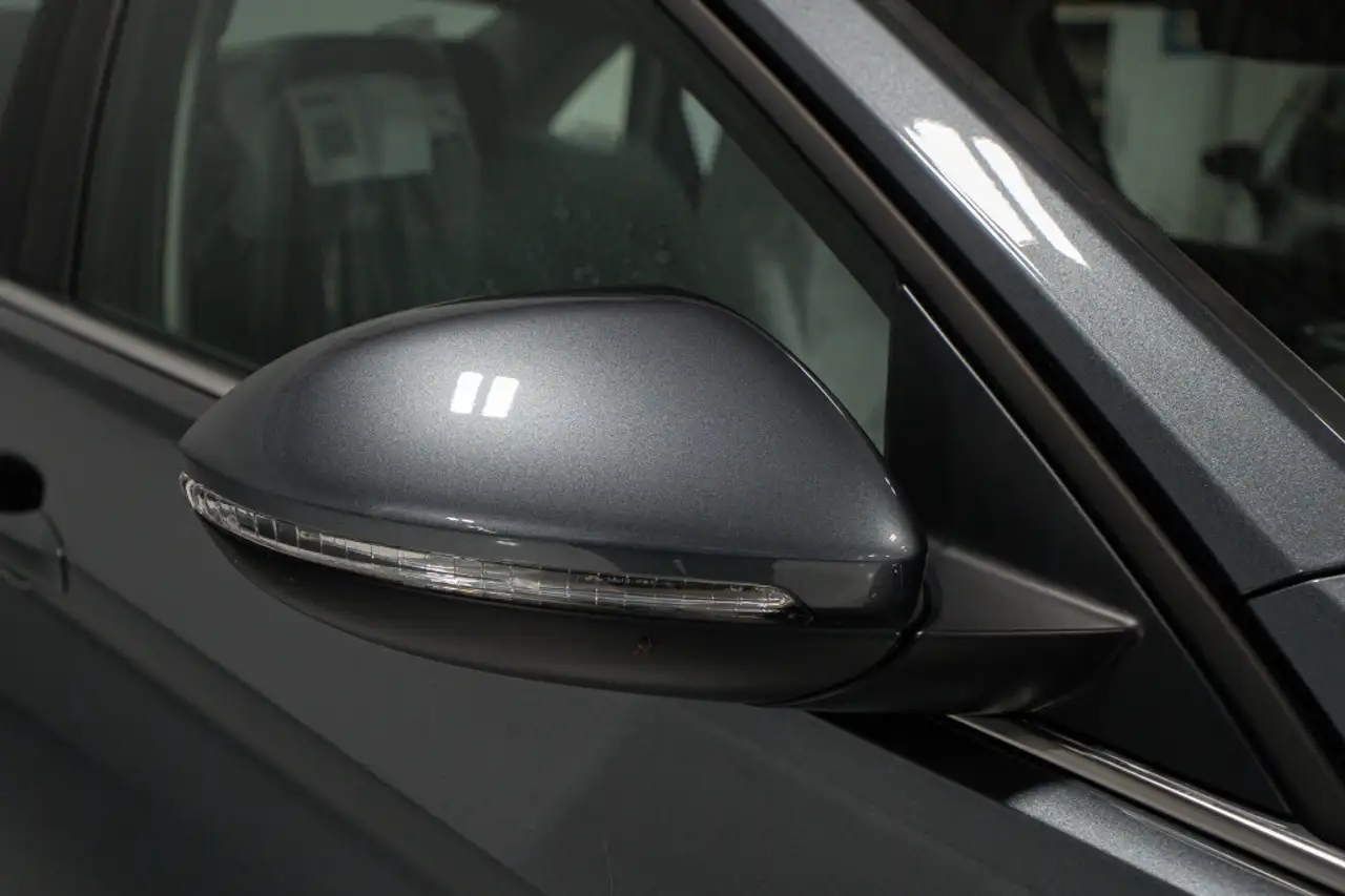 Volkswagen Jetta снимка Volkswagen Jetta