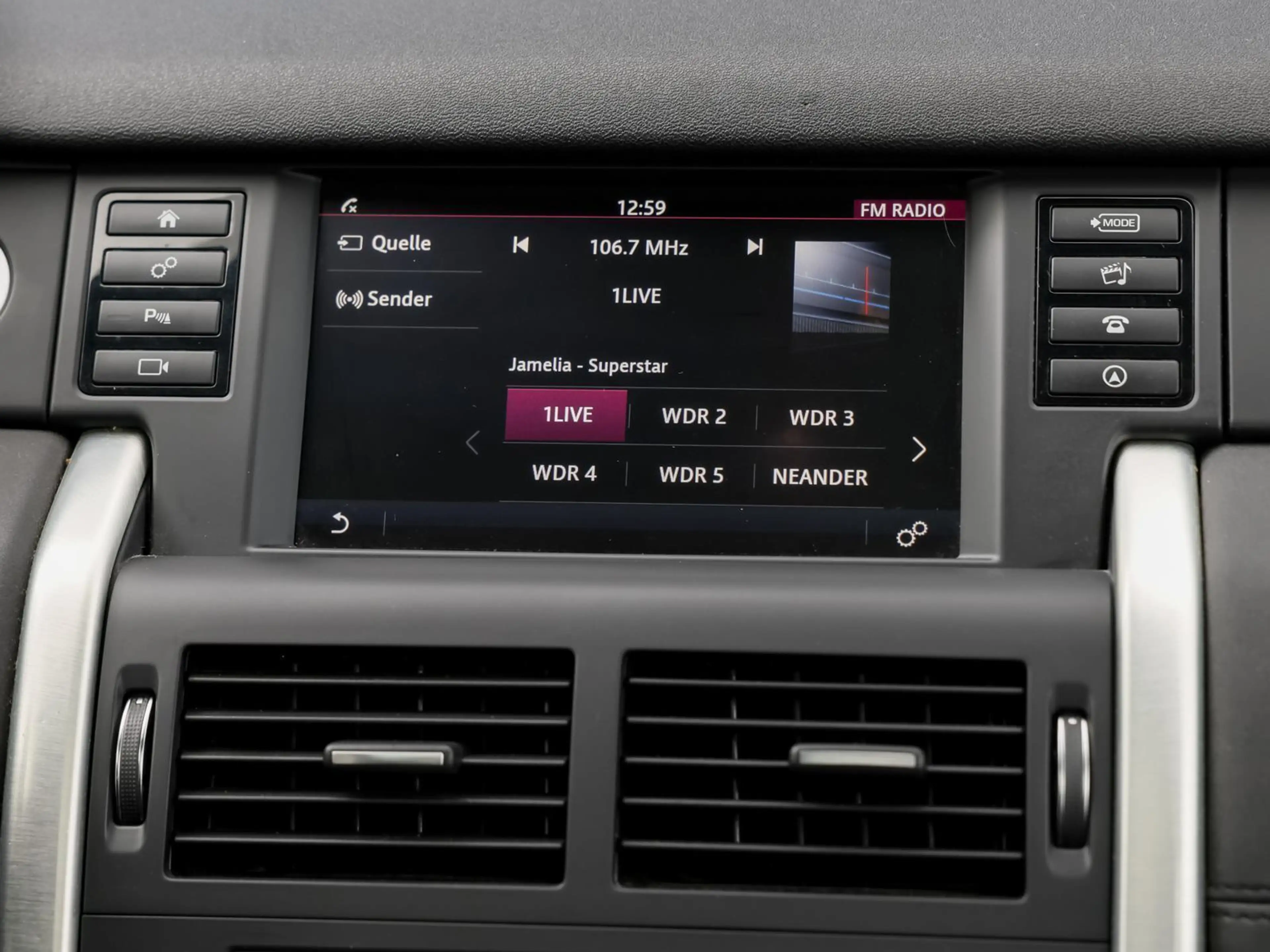 Land Rover Discovery Sport 2.0 TD4 SE XENON NAVI SHZ RFK BT — photo 7