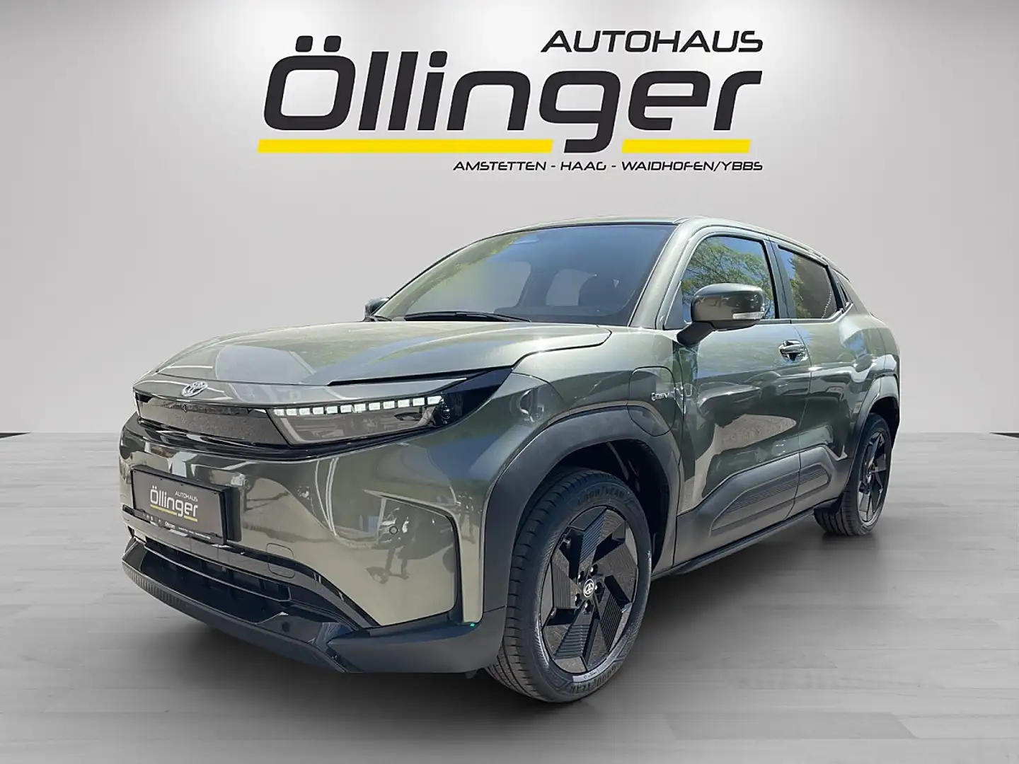 Toyota Urban Cruiser Elektro 61kWh Teamplayer Aut. Grün - 1