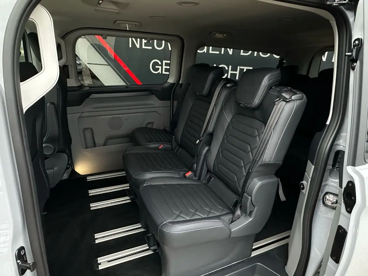 Ford Tourneo Custom 2026 — фото 12