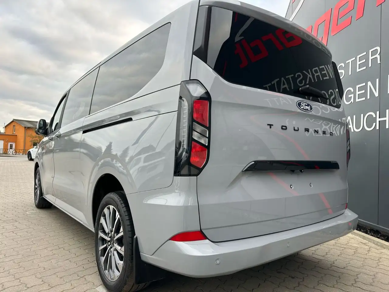 Ford Tourneo Custom 2026
