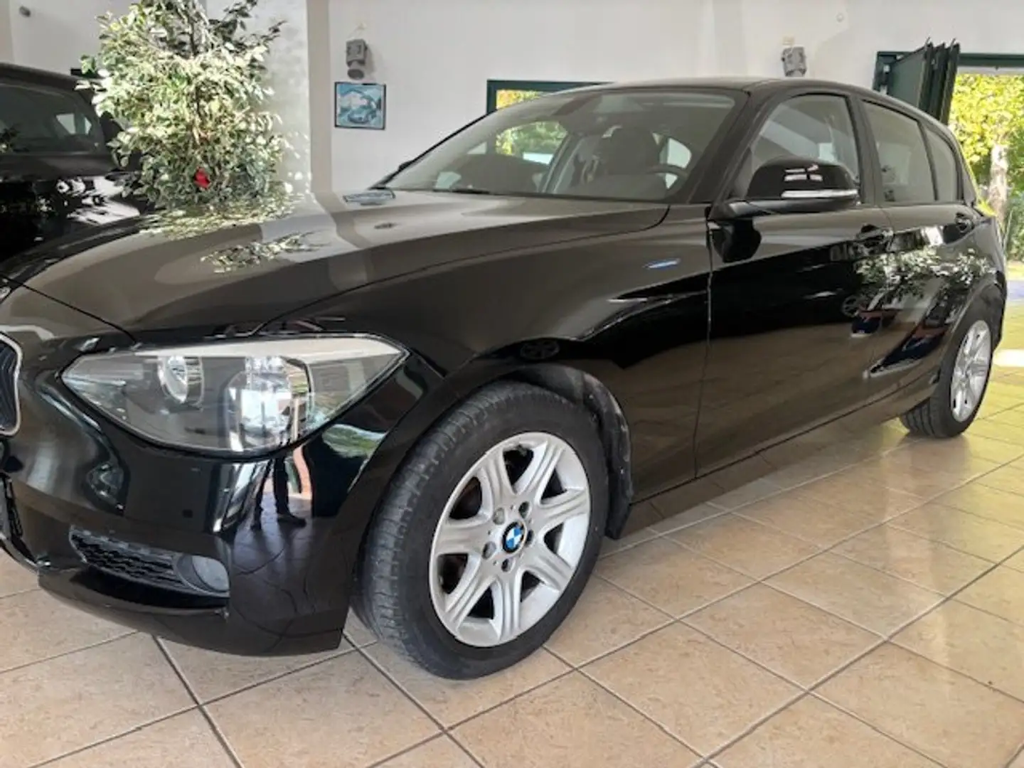 BMW 114 114i 5p Sport Euro  6 Nero - 2