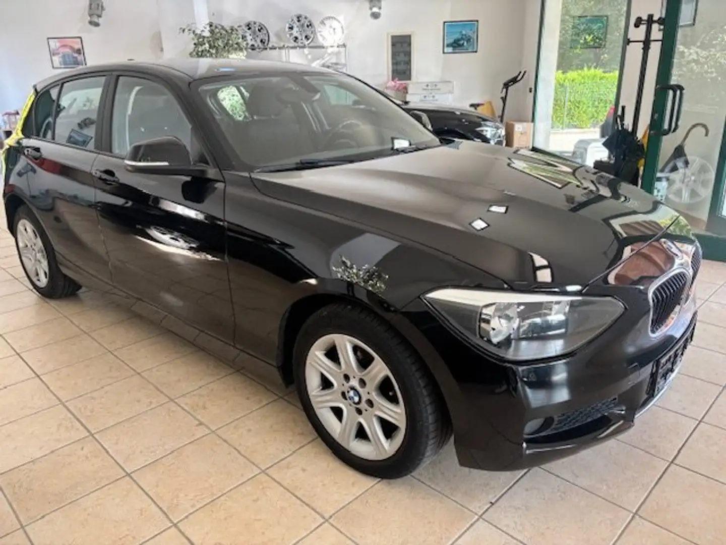 BMW 114 114i 5p Sport Euro  6 Nero - 1