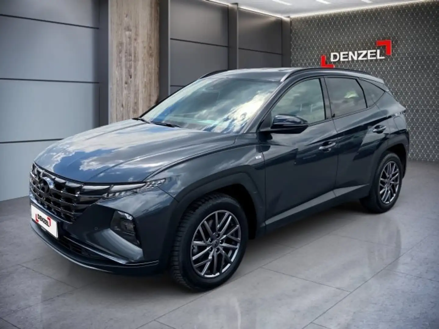 Hyundai TUCSON 1,6 CRDI 4WD 48V Trend Line Plus DCT Schwarz - 1