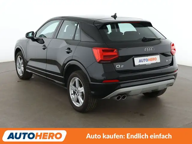 Audi Q2 view 4