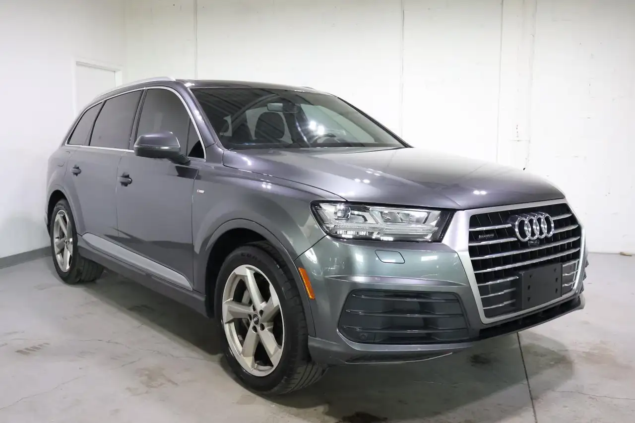Audi Q7 photo Audi Q7