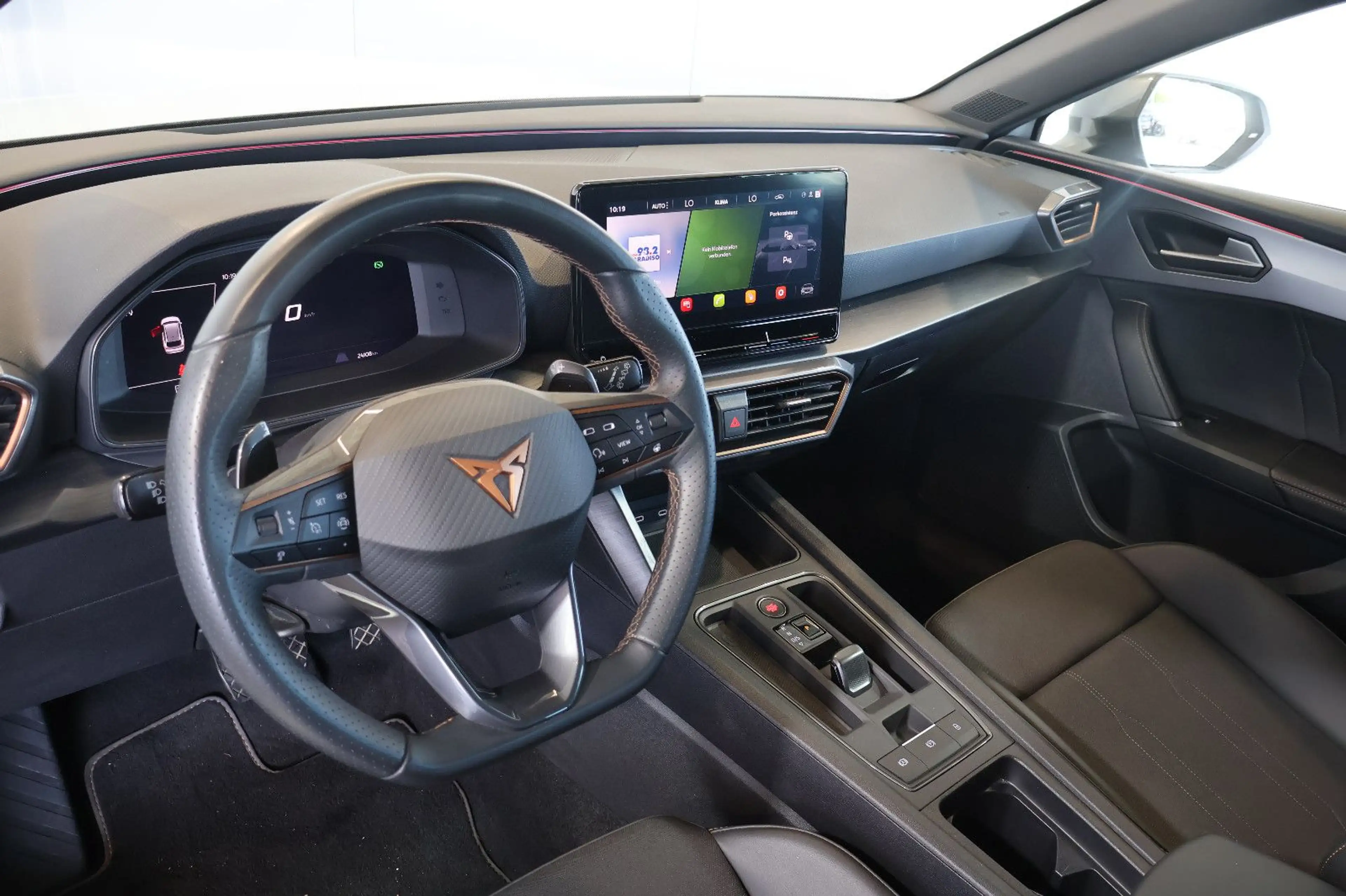 CUPRA Leon ST 1.5 eTSI AID+ACC+CARPLAY+KAM+LED+18" — photo 10