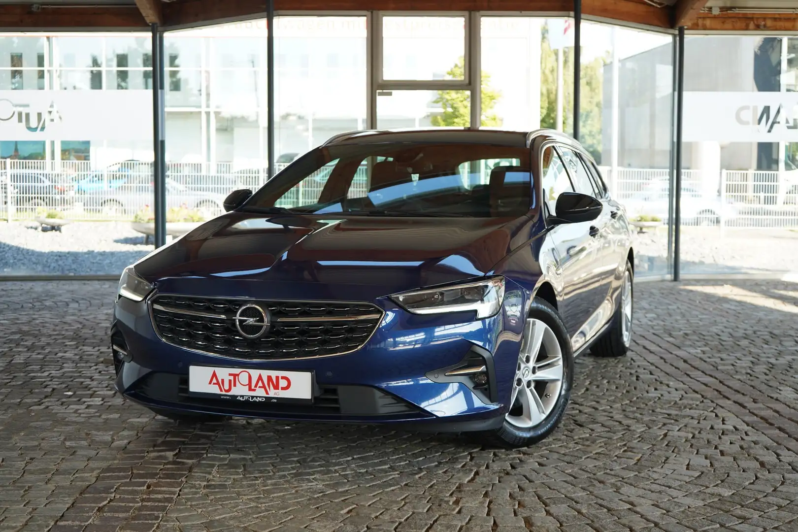 Opel Insignia Sports Tourer 2.0 CDTI 4x4 Au. LED Navi Blau - 2