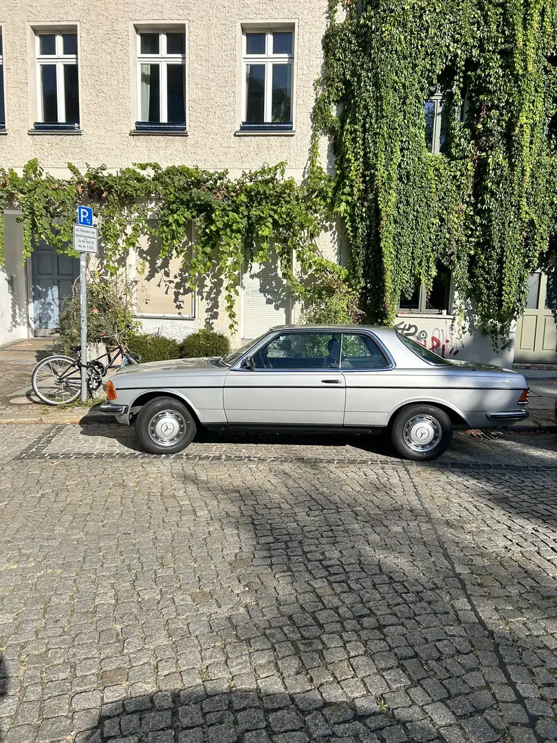 Mercedes-Benz 230 CE 2.Hand Argento - 2