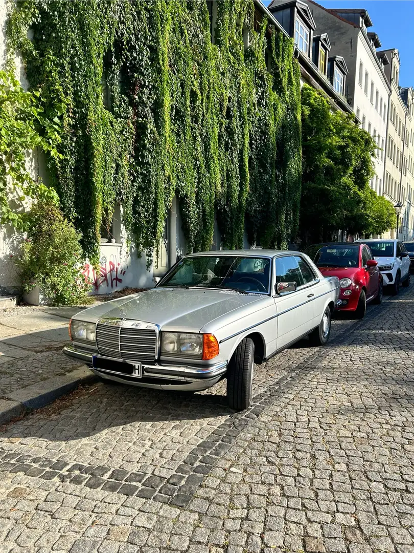 Mercedes-Benz 230 CE 2.Hand Argento - 1