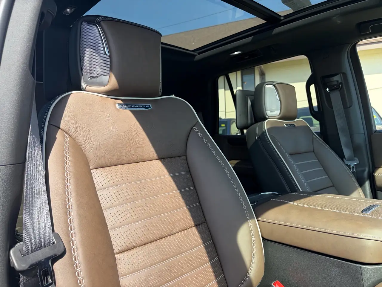GMC Yukon снимка GMC Yukon