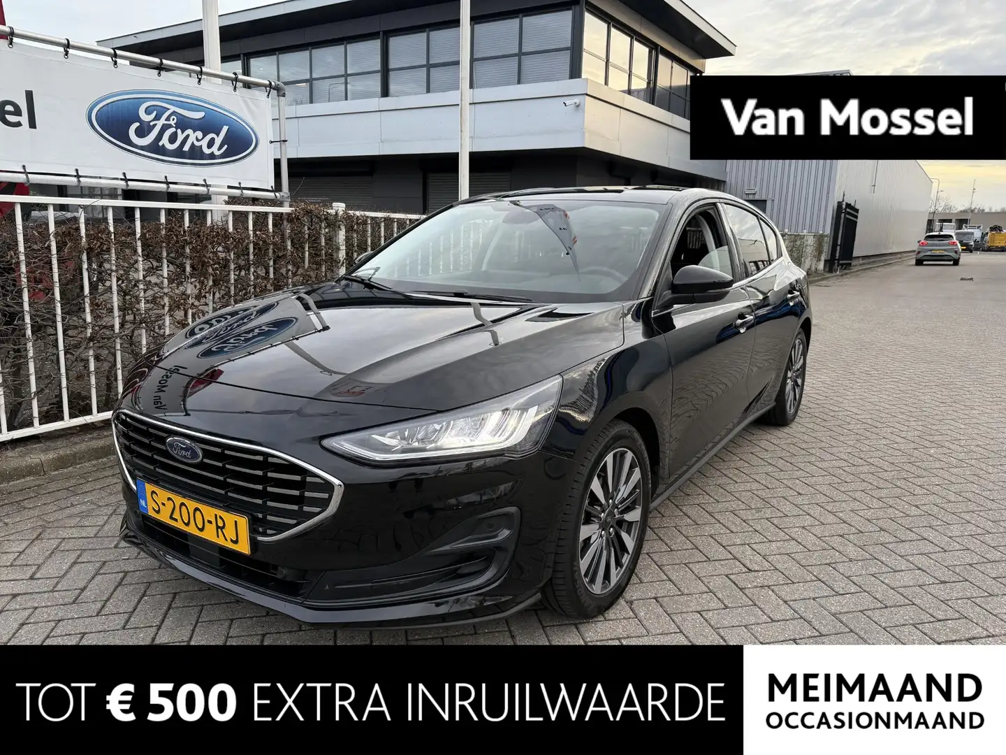 Ford Focus 1.5 EcoBlue Titanium X 120pk | Automaat | Voorstoe Zwart - 1