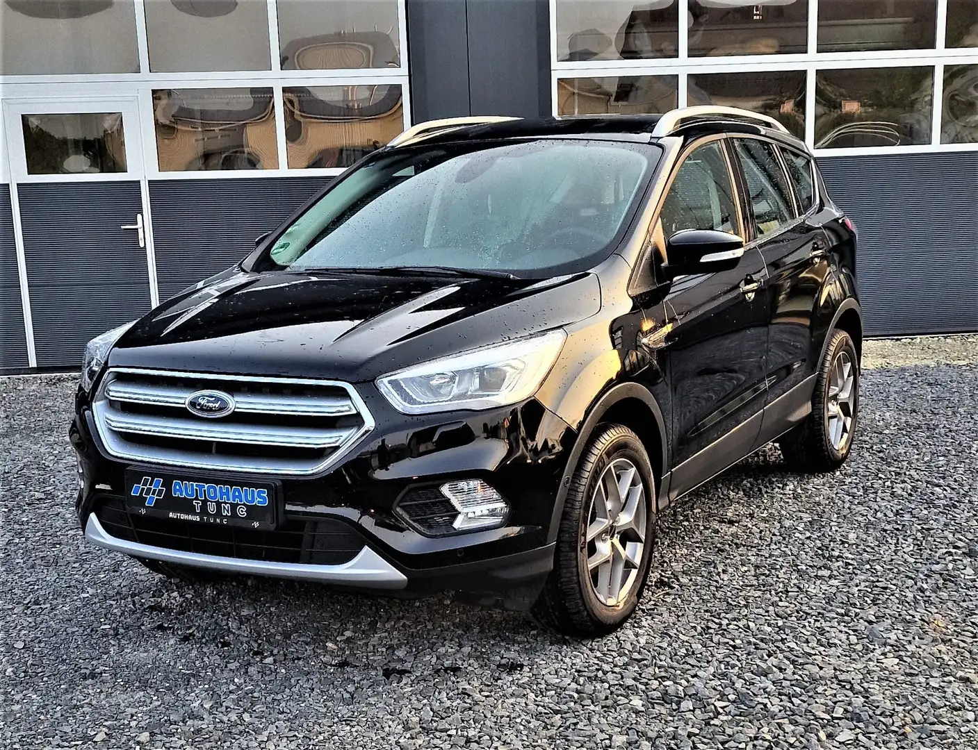Ford Kuga Cool 18.000km AHK Winter-Paket Parkassistent Noir - 1