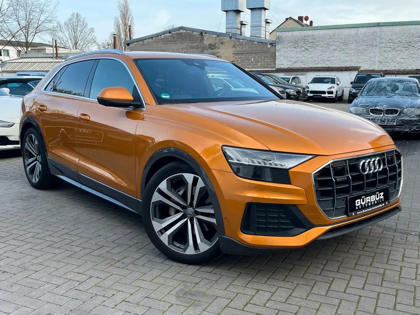 Audi Q8 50 TDI quattro Individual*Matrix*22"*Stdhz* Orange - 1
