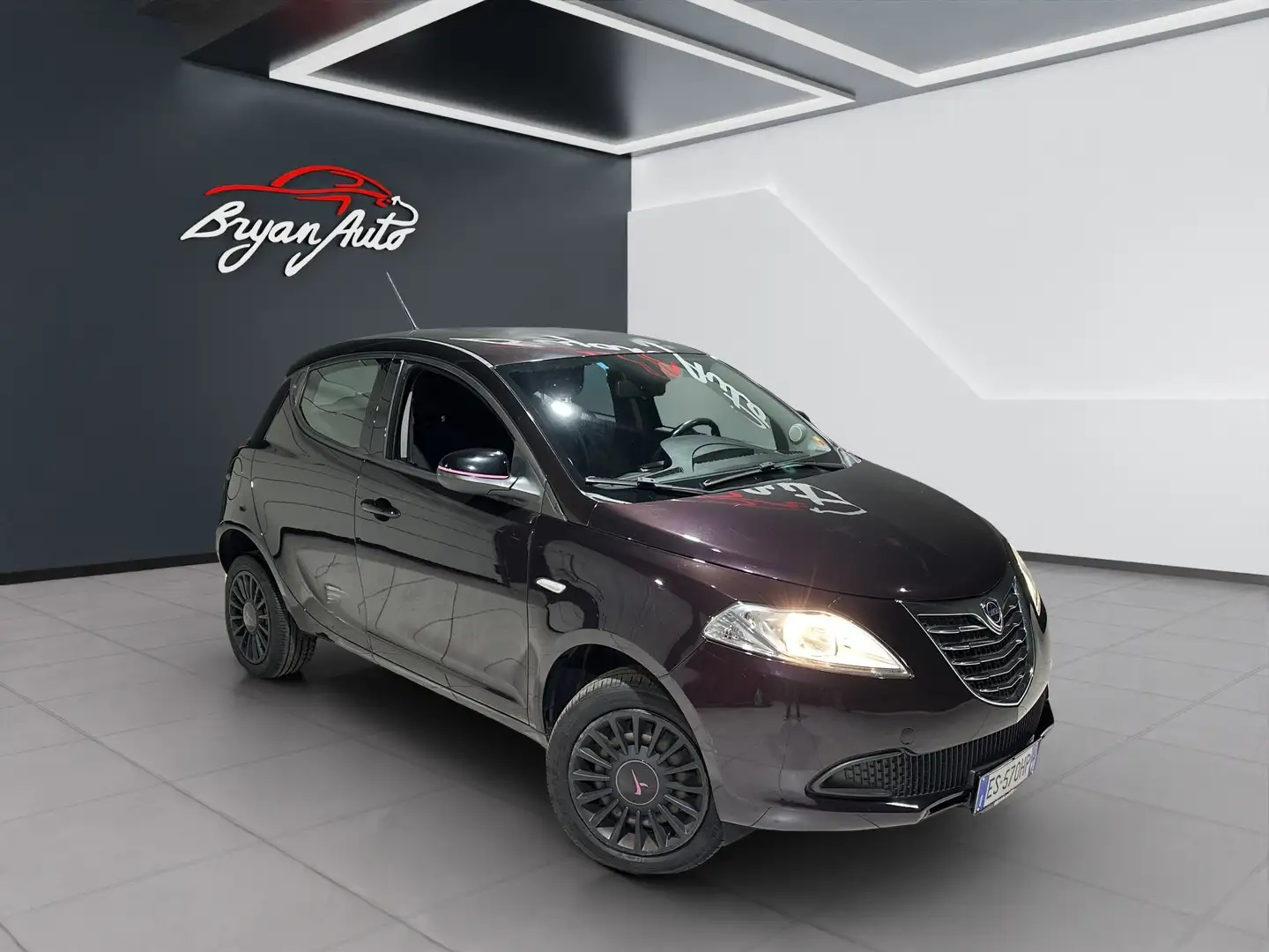 Lancia Ypsilon 0.9 t.air Elefantino ecochic metano 80cv - 2