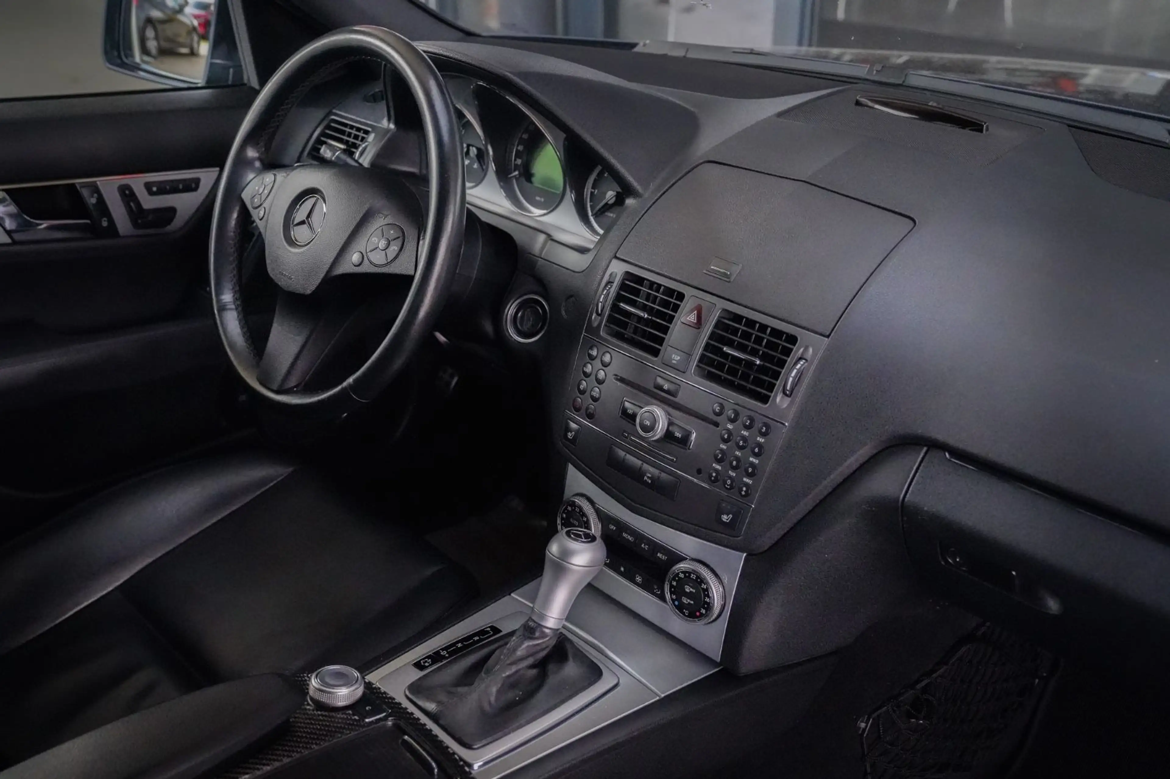 Mercedes-Benz C 350 4Matic *SHZ/Klimaaut./Temp.* — photo 6