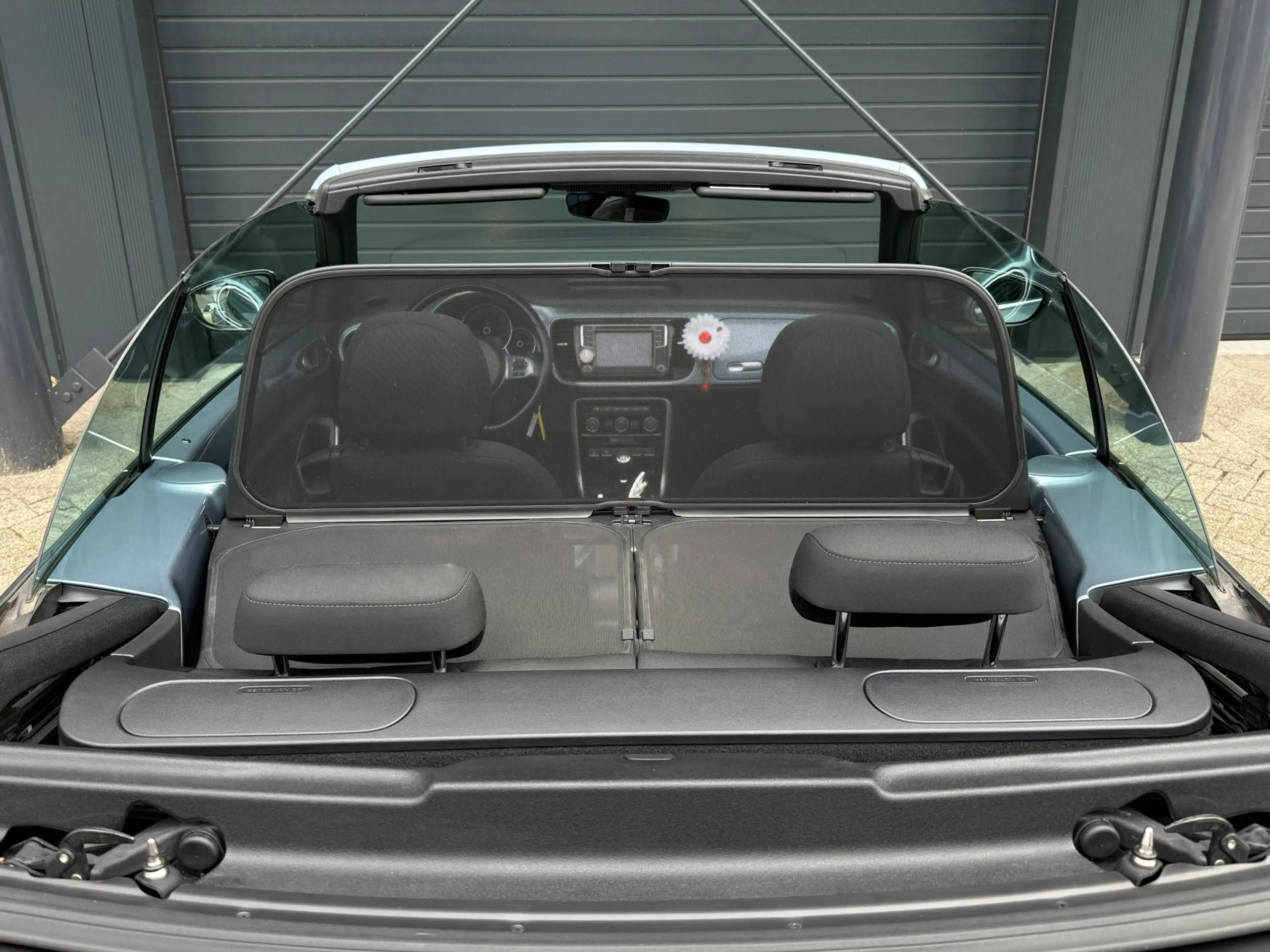 Volkswagen Beetle Cabriolet 1.2 TSI Exclusive Series, Stoelverwarmin — photo 36