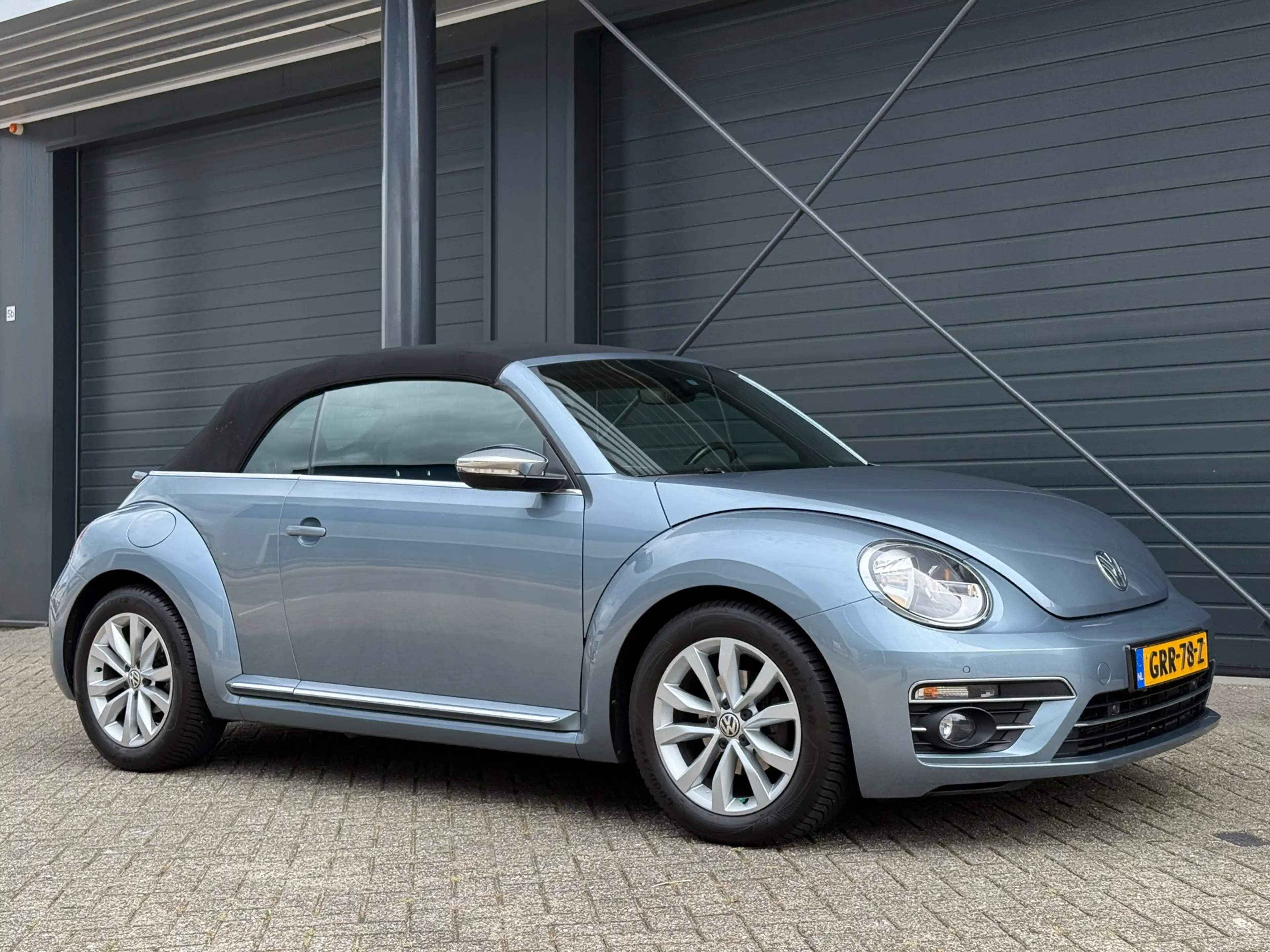 Volkswagen Beetle Cabriolet 1.2 TSI Exclusive Series, Stoelverwarmin — photo 12