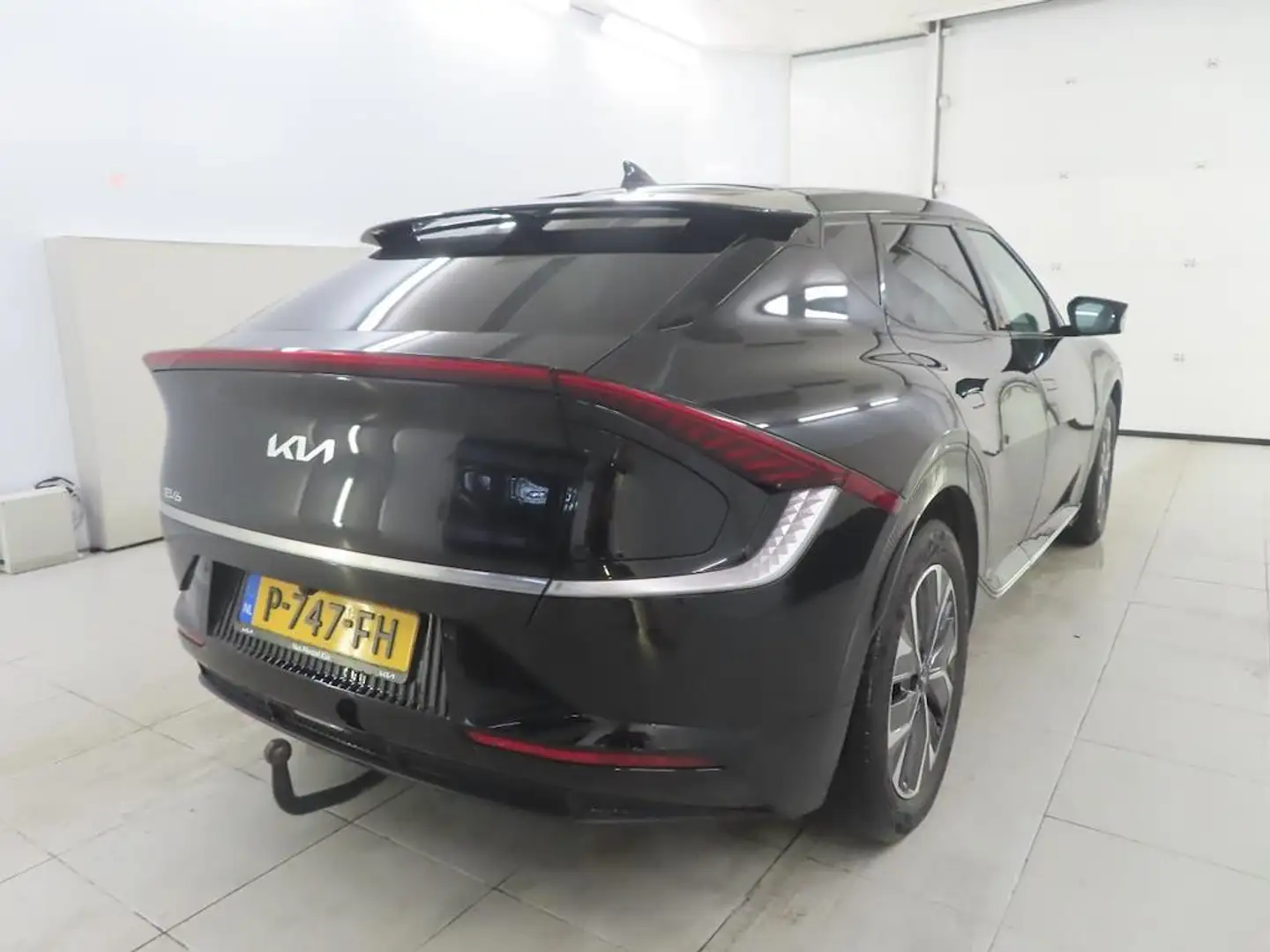 Kia EV6 PLUS AWD 77.4KWH/THAAK/LEER/LED/CAM Zwart - 2