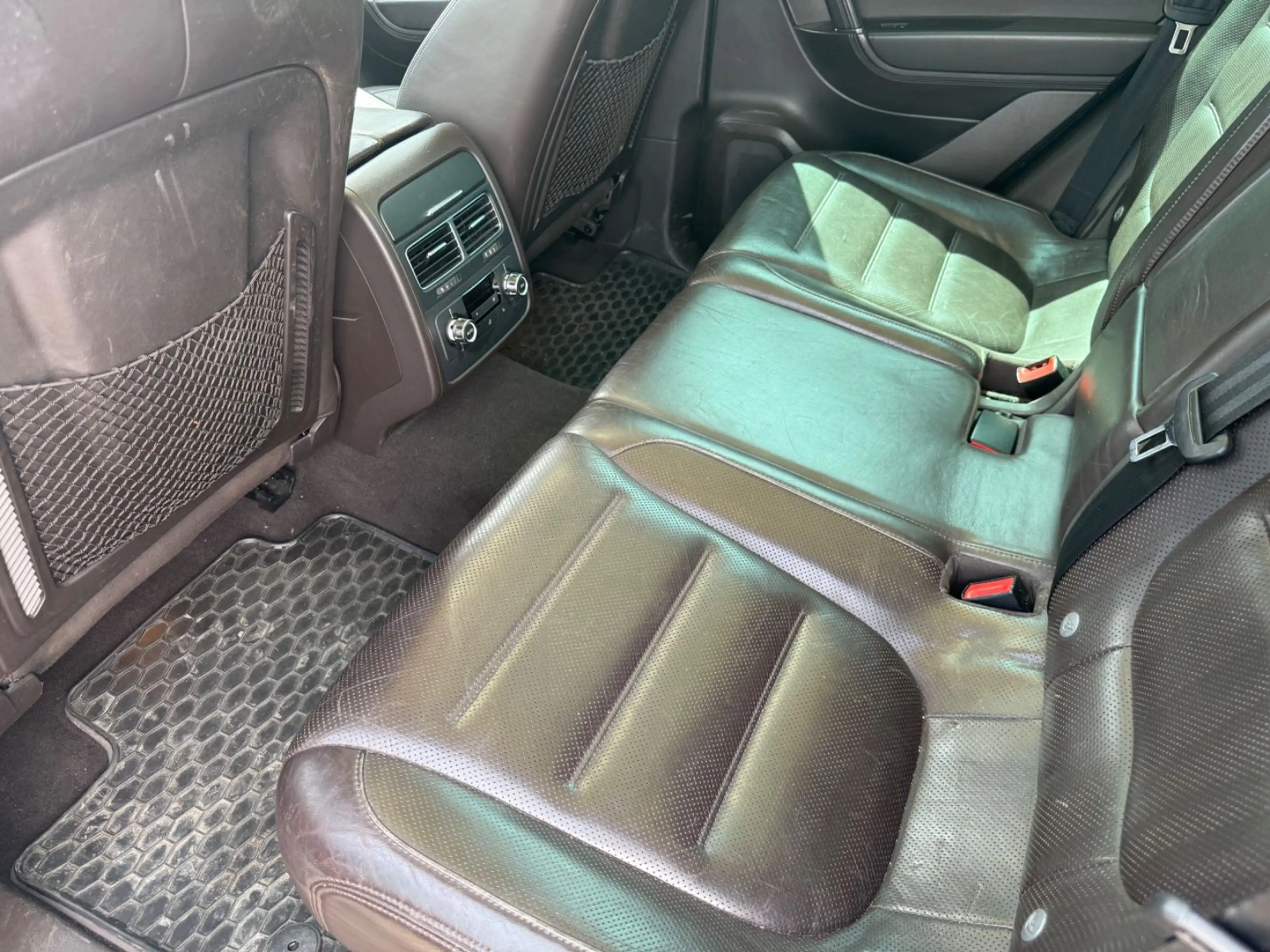 Volkswagen Touareg V6 TDI BMT+LEDER´+ELE SITZE+AUTOMATIK+BC — photo 8