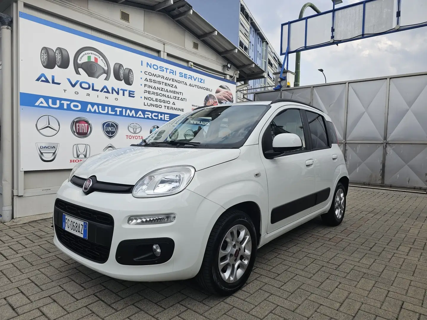 Fiat Panda 0.9 TwinAir Turbo S&S Lounge Bílá - 2