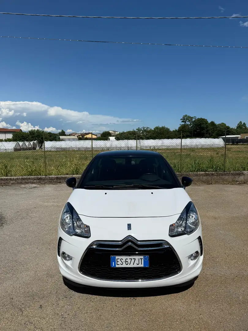 Citroen DS3 1.2 vti Just Black 82cv - 1