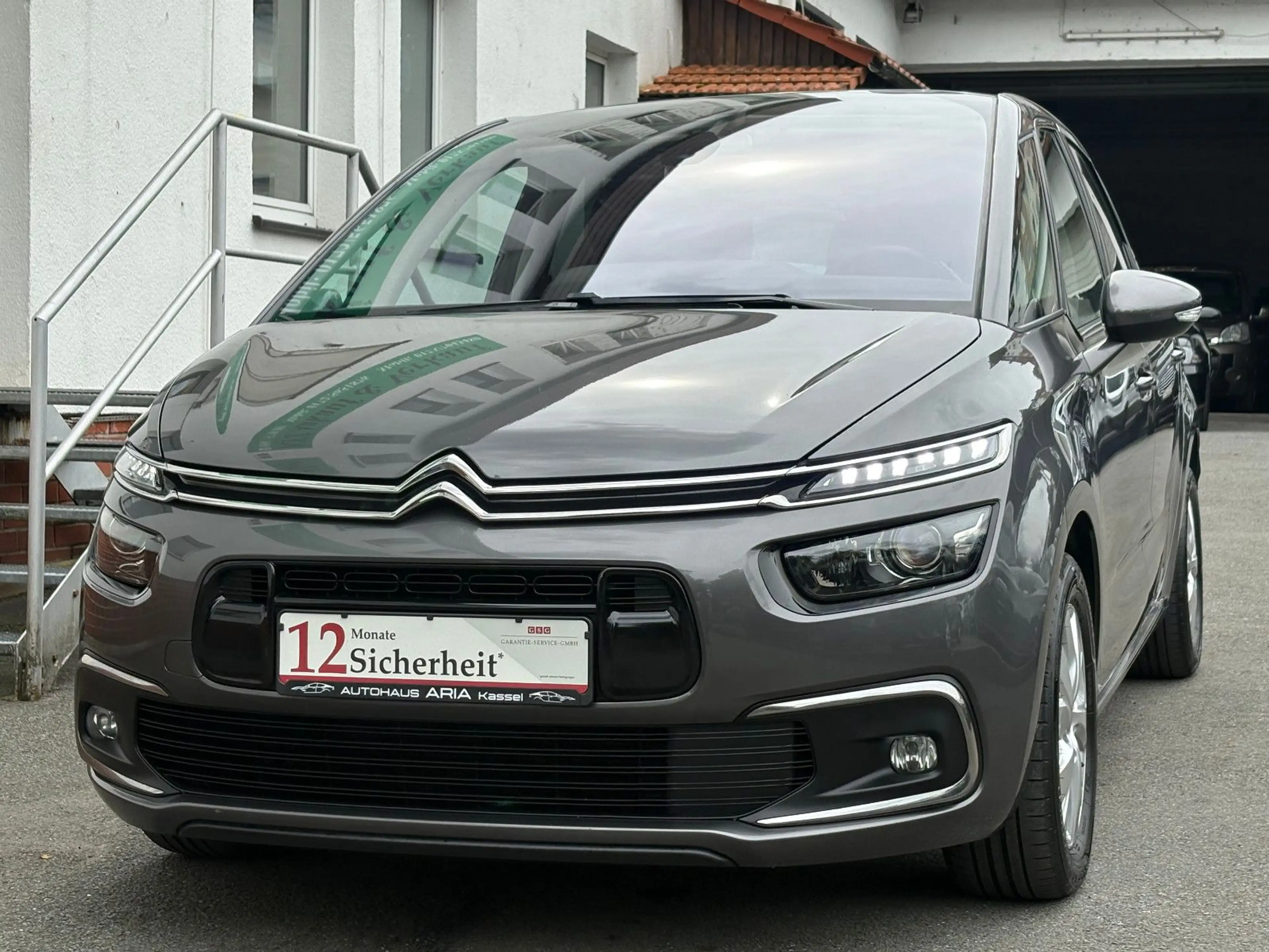 Citroen C4 Picasso 1.6 HDI Selection - KAMERA AHK NAVI — photo 3