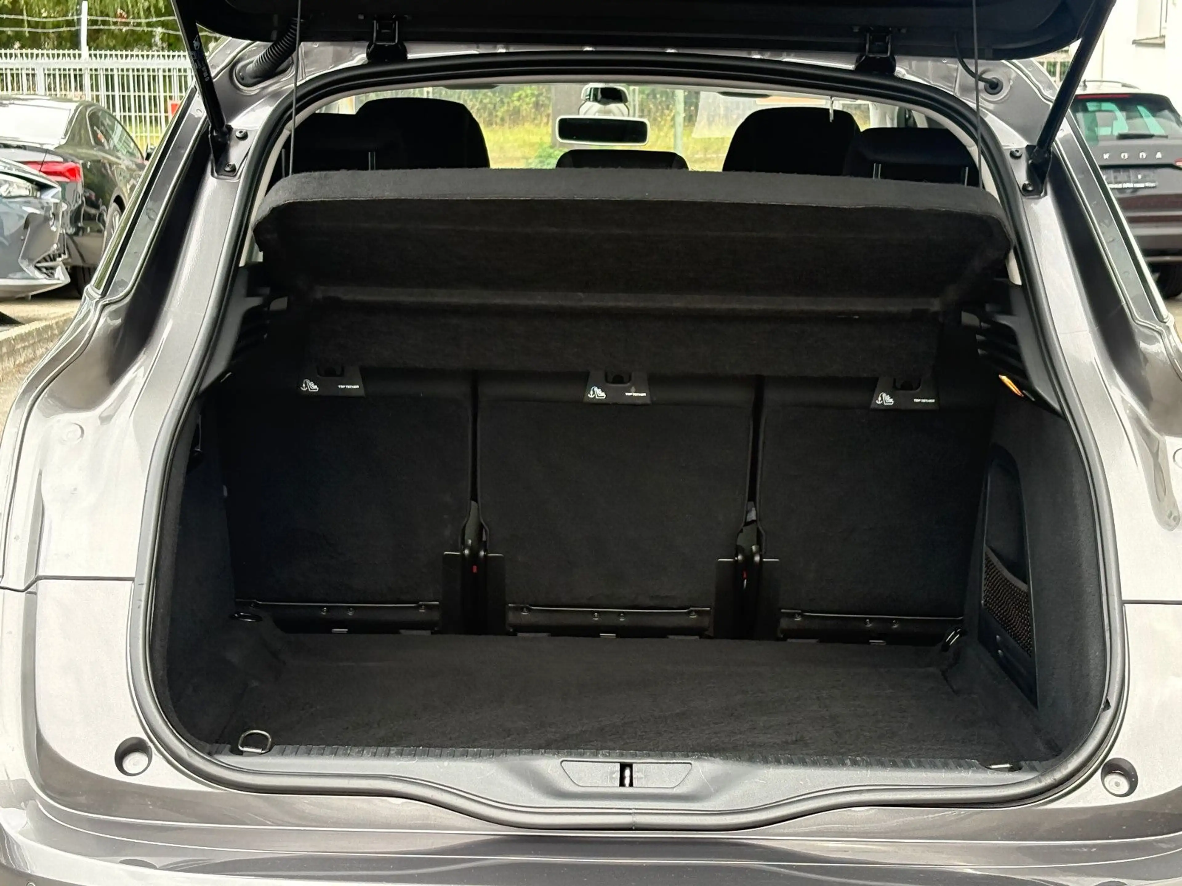 Citroen C4 Picasso 1.6 HDI Selection - KAMERA AHK NAVI — photo 10