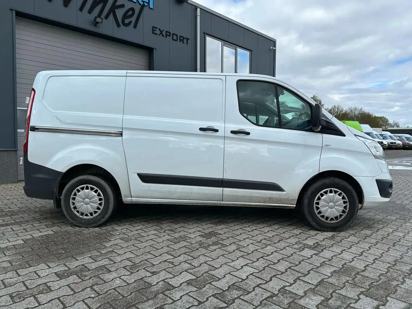 Ford Transit Custom with AIRCO - 2