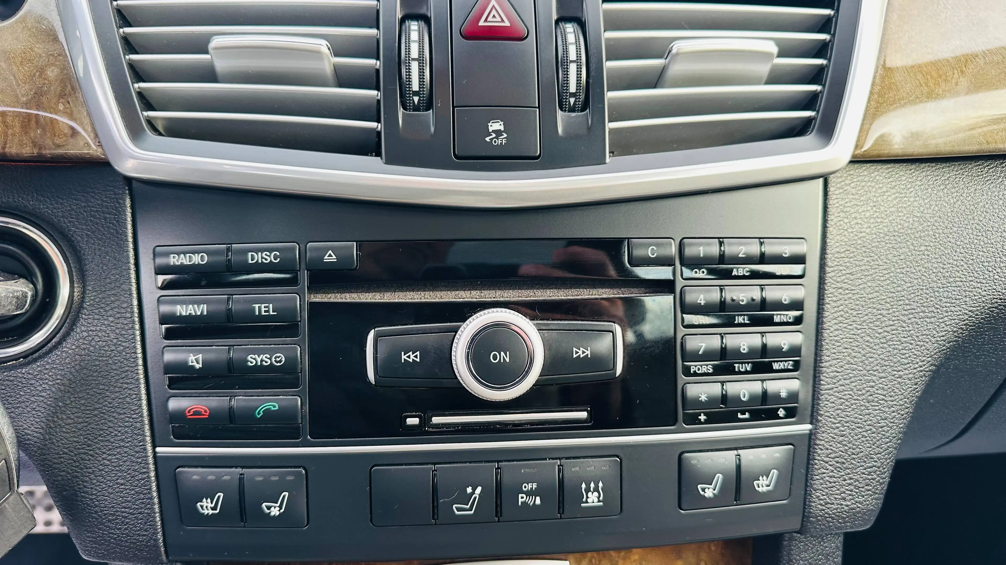 Mercedes-Benz E 450 E 500 4Matic (212.090) 387 PS 5,5L 127000 KM VOLL AUSSTATTUNG — photo 13
