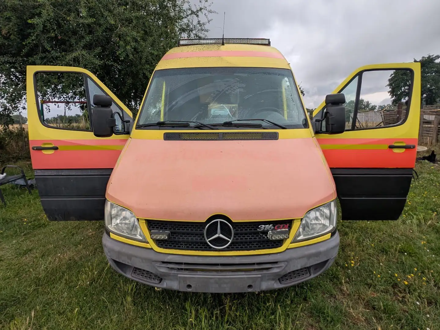 Mercedes-Benz Sprinter 903.6 KA / 316CDI, Standheizung, Automatik Jaune - 1