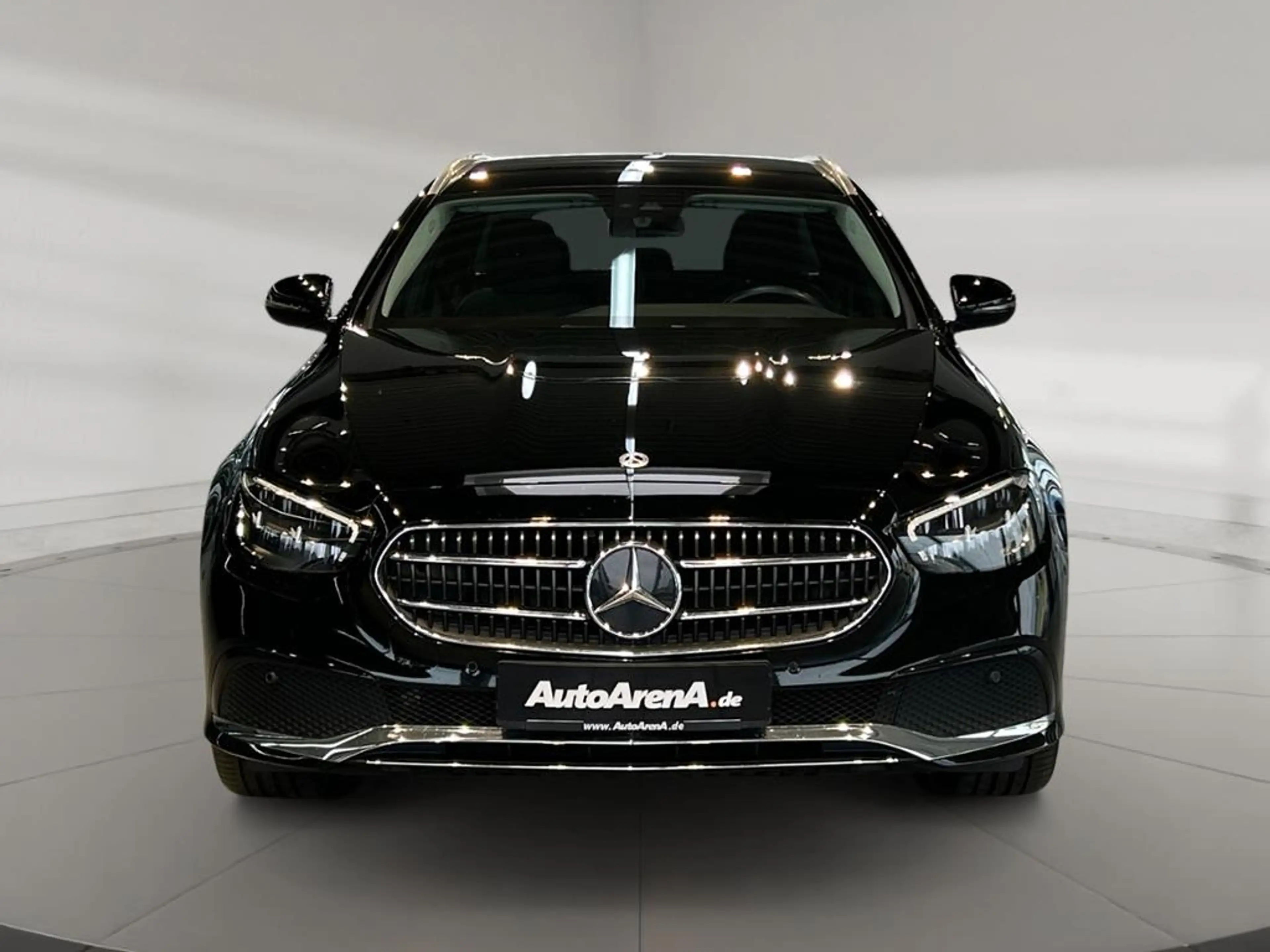 Mercedes-Benz E 300 de 4matic T Avantgarde Avantgarde+MBUX+Cam — photo 8
