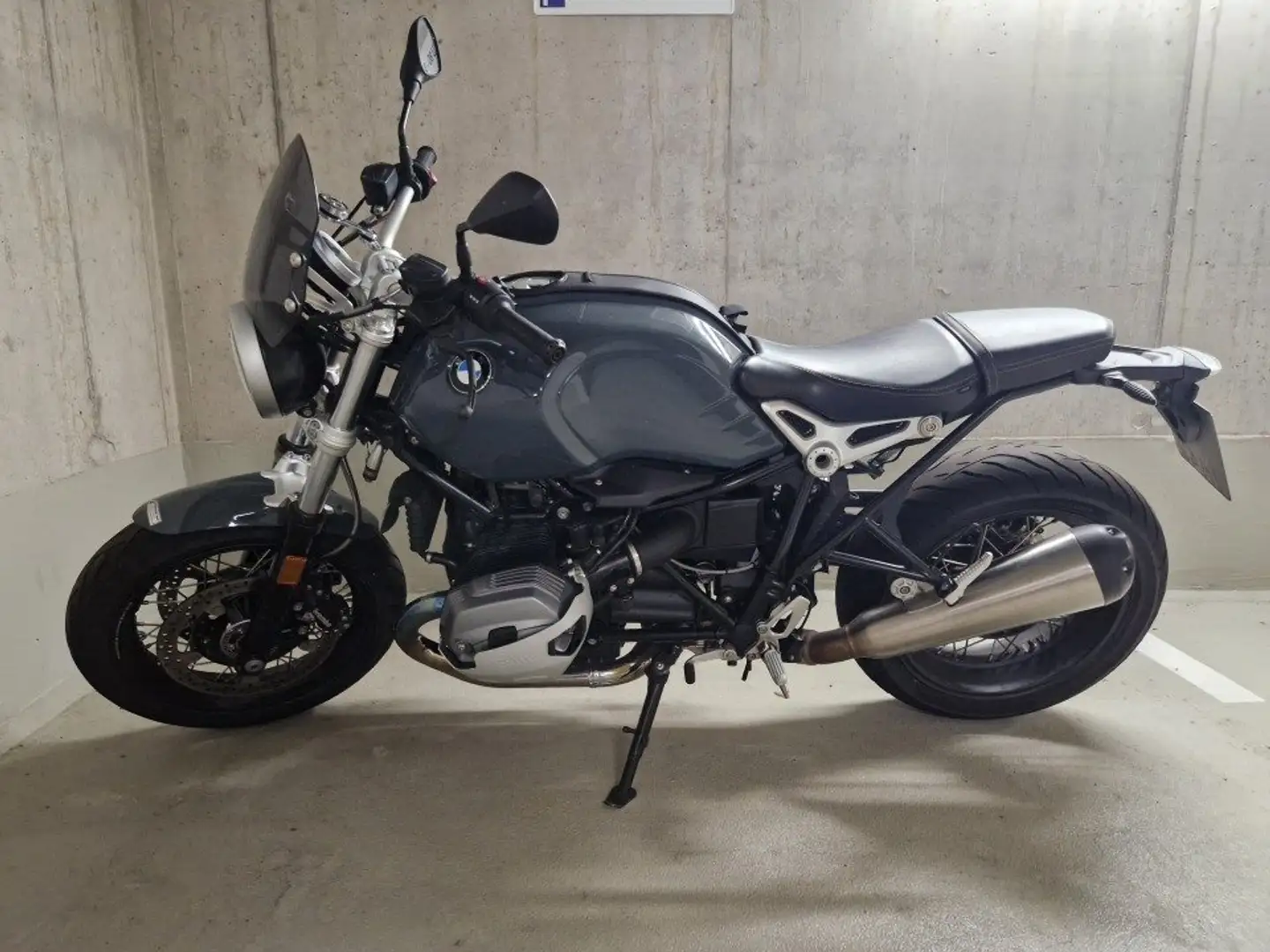 BMW R nineT Zöld - 1
