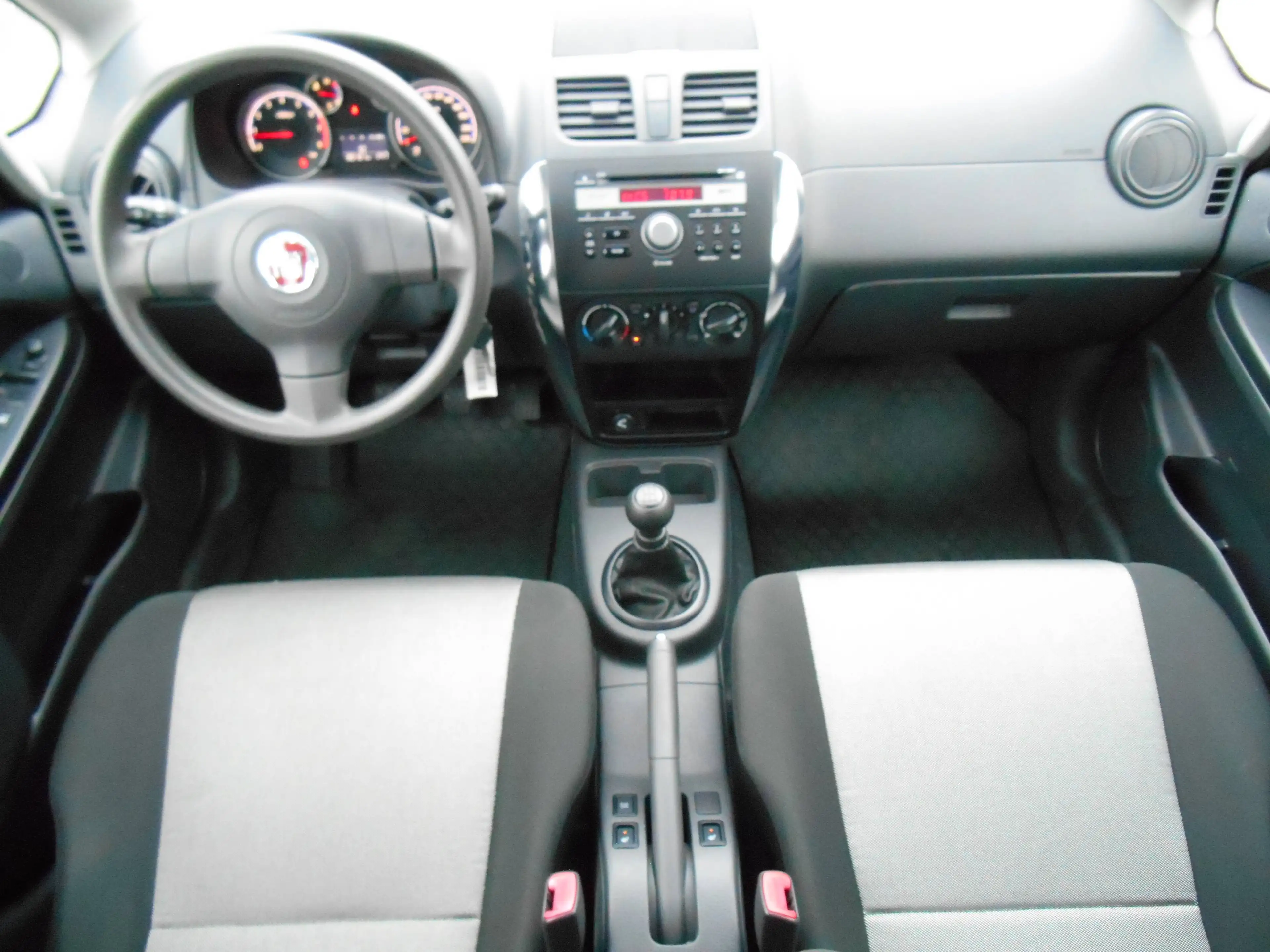 Fiat Sedici 1.6 16V My Sedici 4X2 aus erster Hand neu Service und TÜV — photo 15