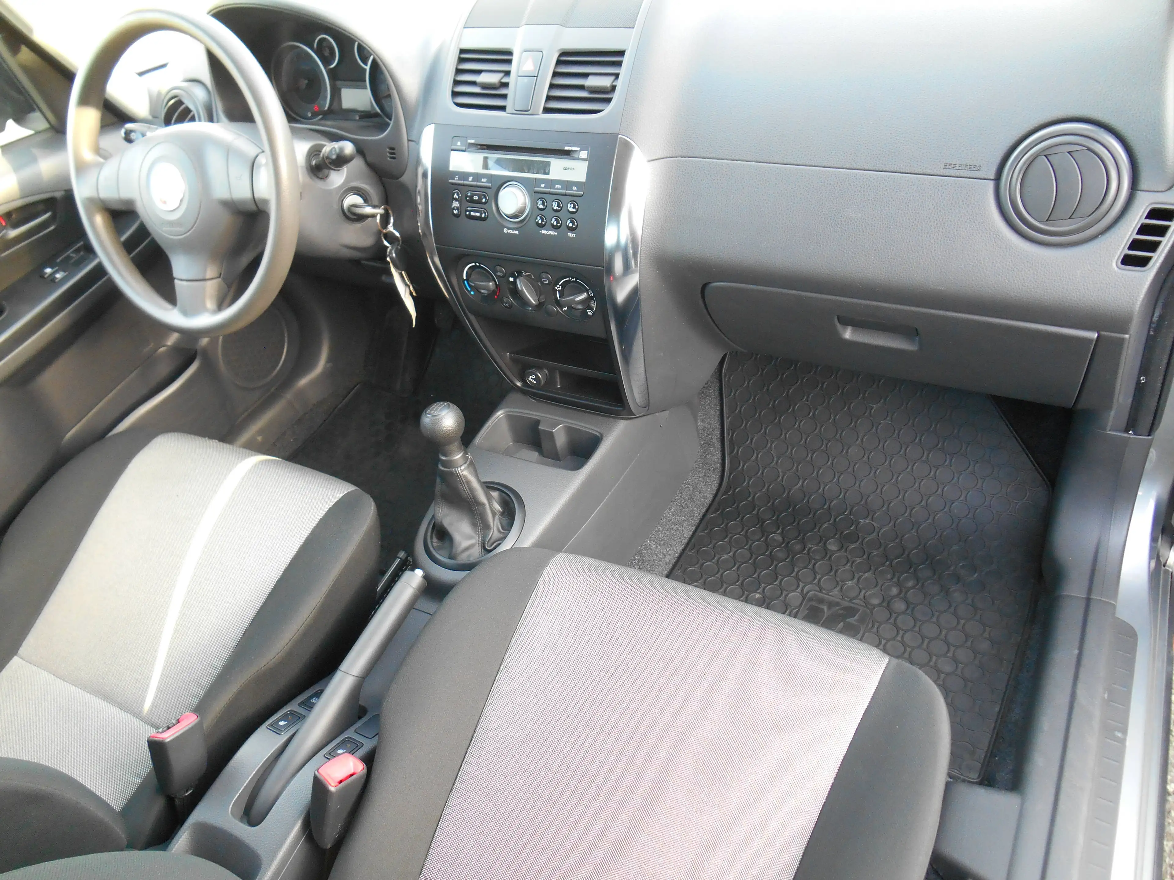 Fiat Sedici 1.6 16V My Sedici 4X2 aus erster Hand neu Service und TÜV — photo 9