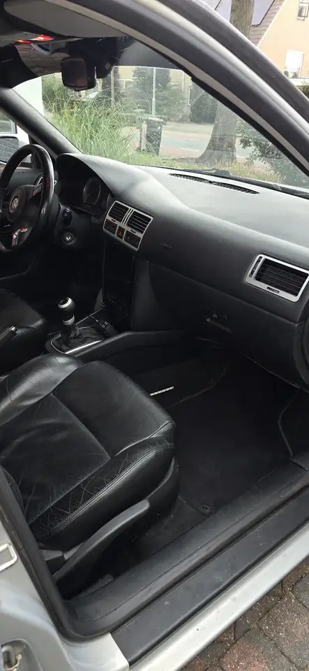 Volkswagen Bora 2.8 V6 Highline 4M, foto 6