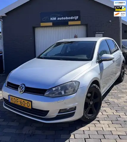 Volkswagen Golf 1.4 TSI Highline