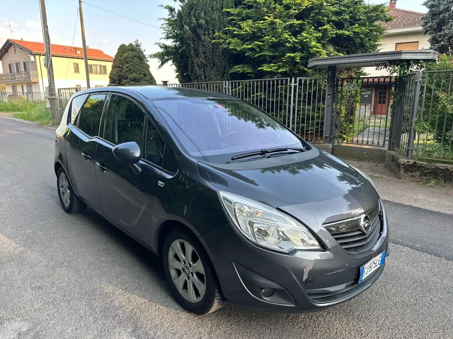 Opel Meriva 1.4t Cosmo 120cv / 127000km - 2