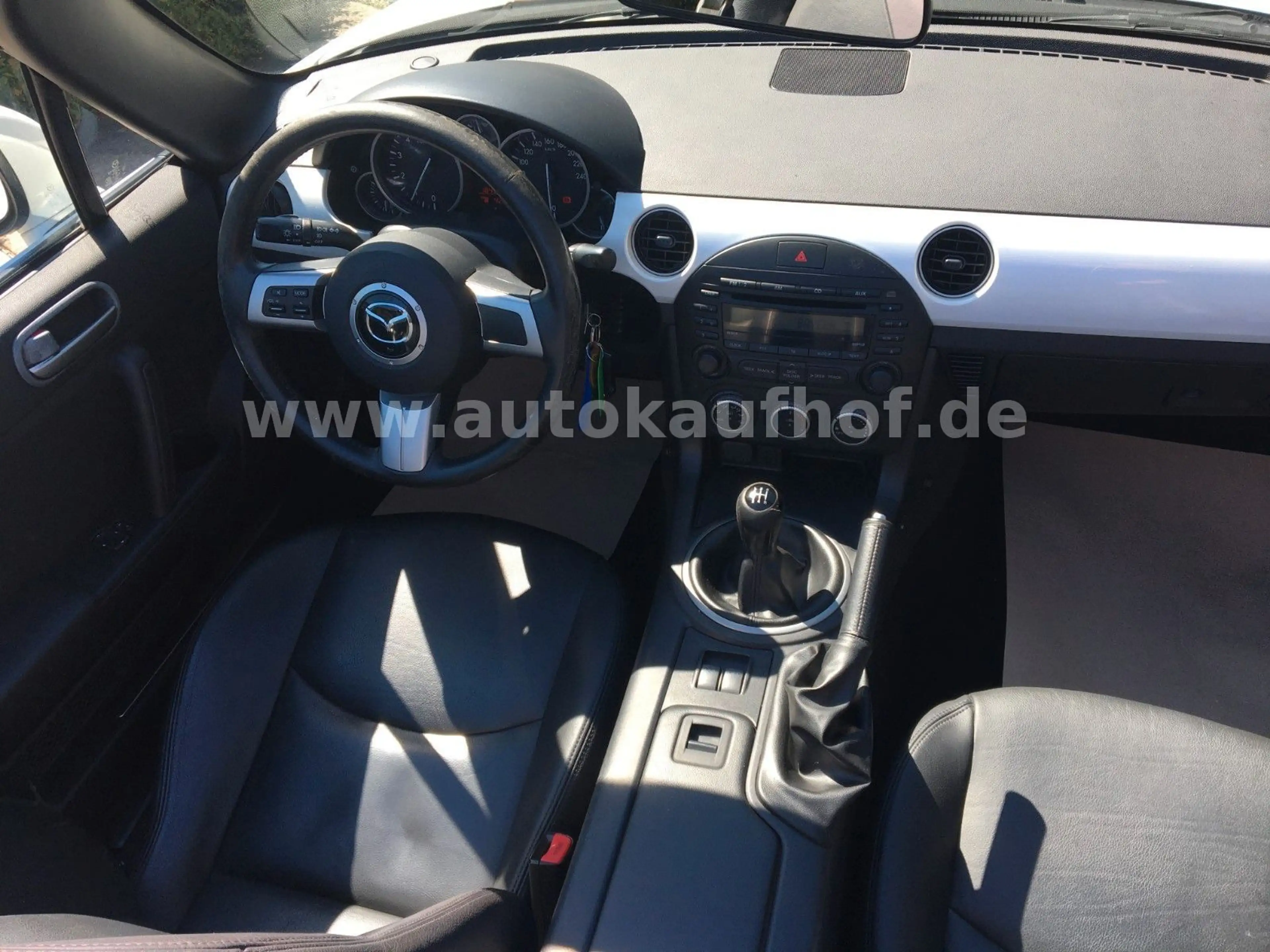 Mazda MX-5 1.8 20th Anniversary — photo 15