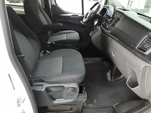 Ford Transit view 8