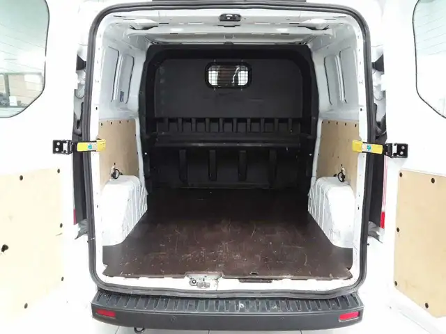 Ford Transit view 15
