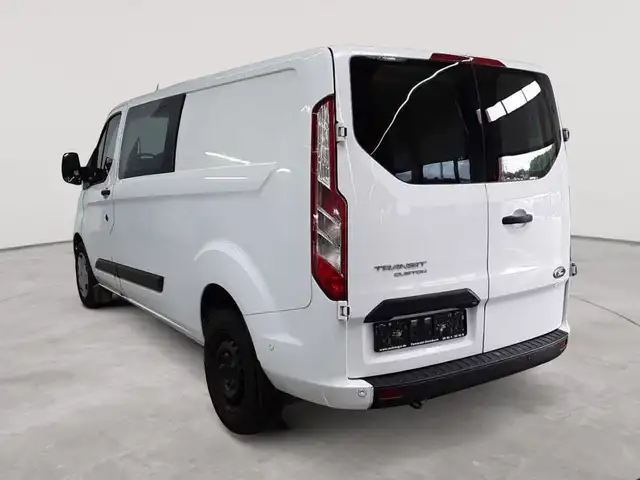 Ford Transit view 5