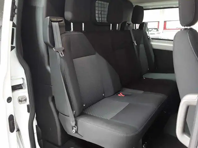 Ford Transit view 14