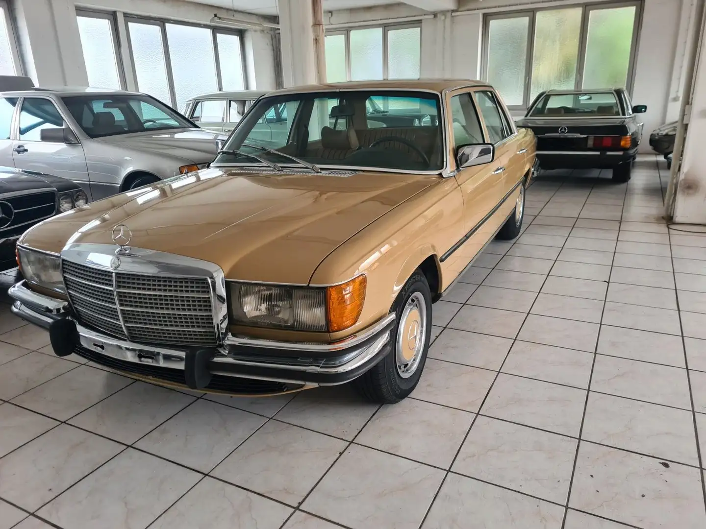 Mercedes-Benz 450 SEL California H Kenzeichen. Brun - 2