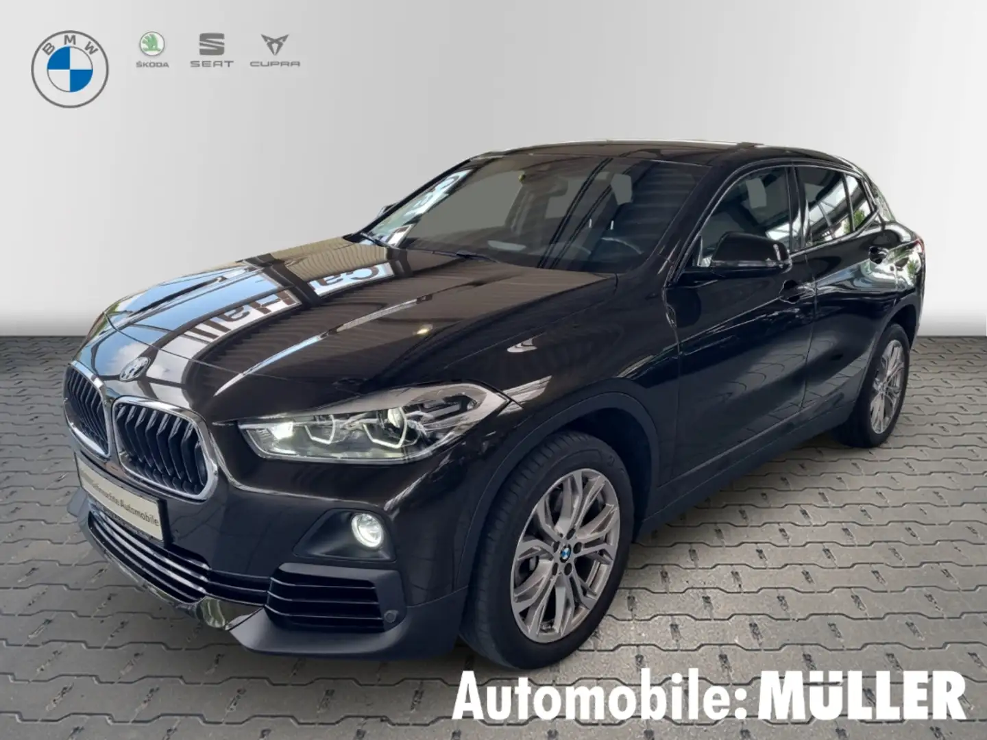 BMW X2 Advantage Plus AHK-abnehmbar Navi LED El. Heckklap Braun - 1