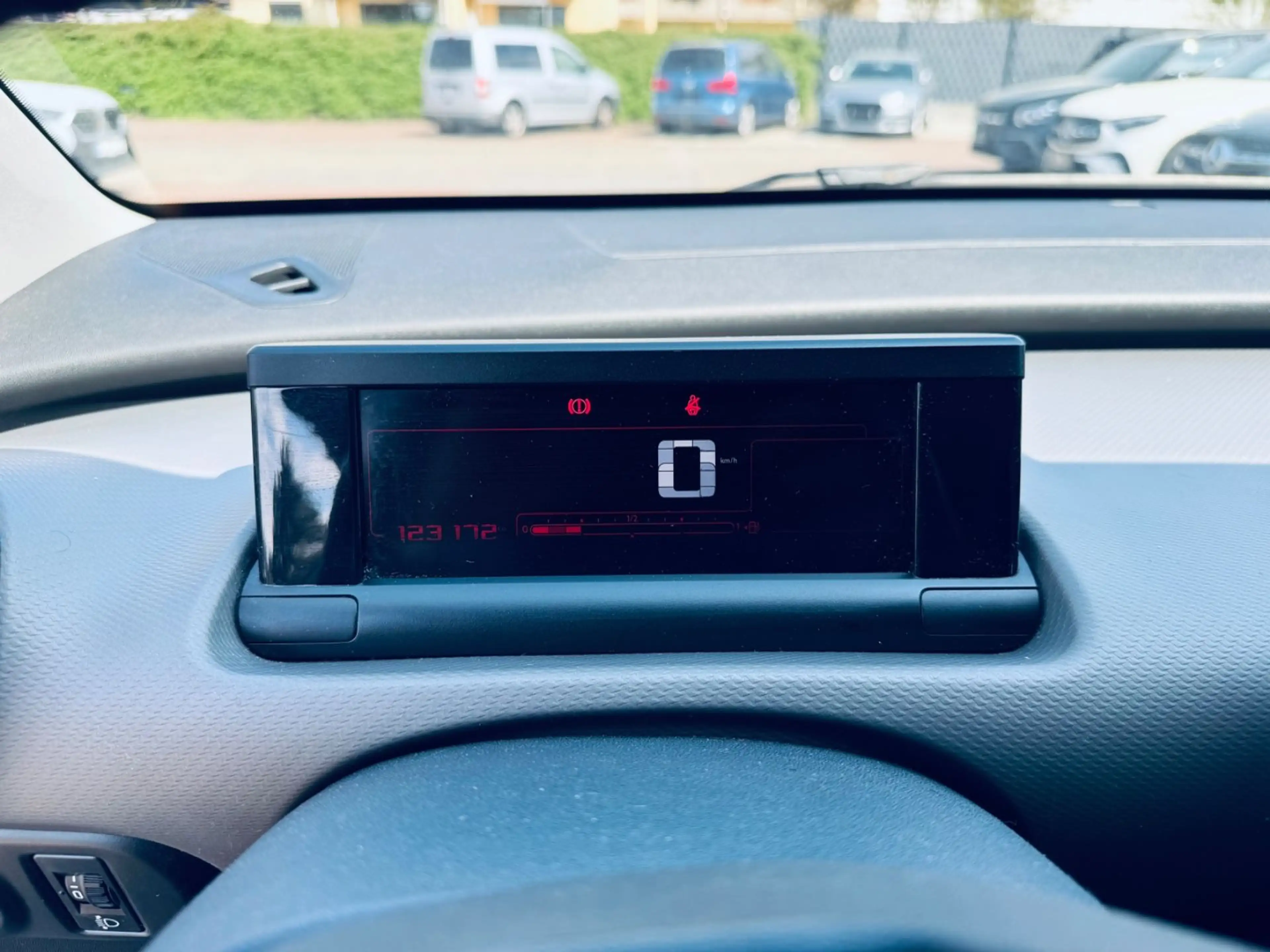 Citroen C4 Cactus Feel — photo 13