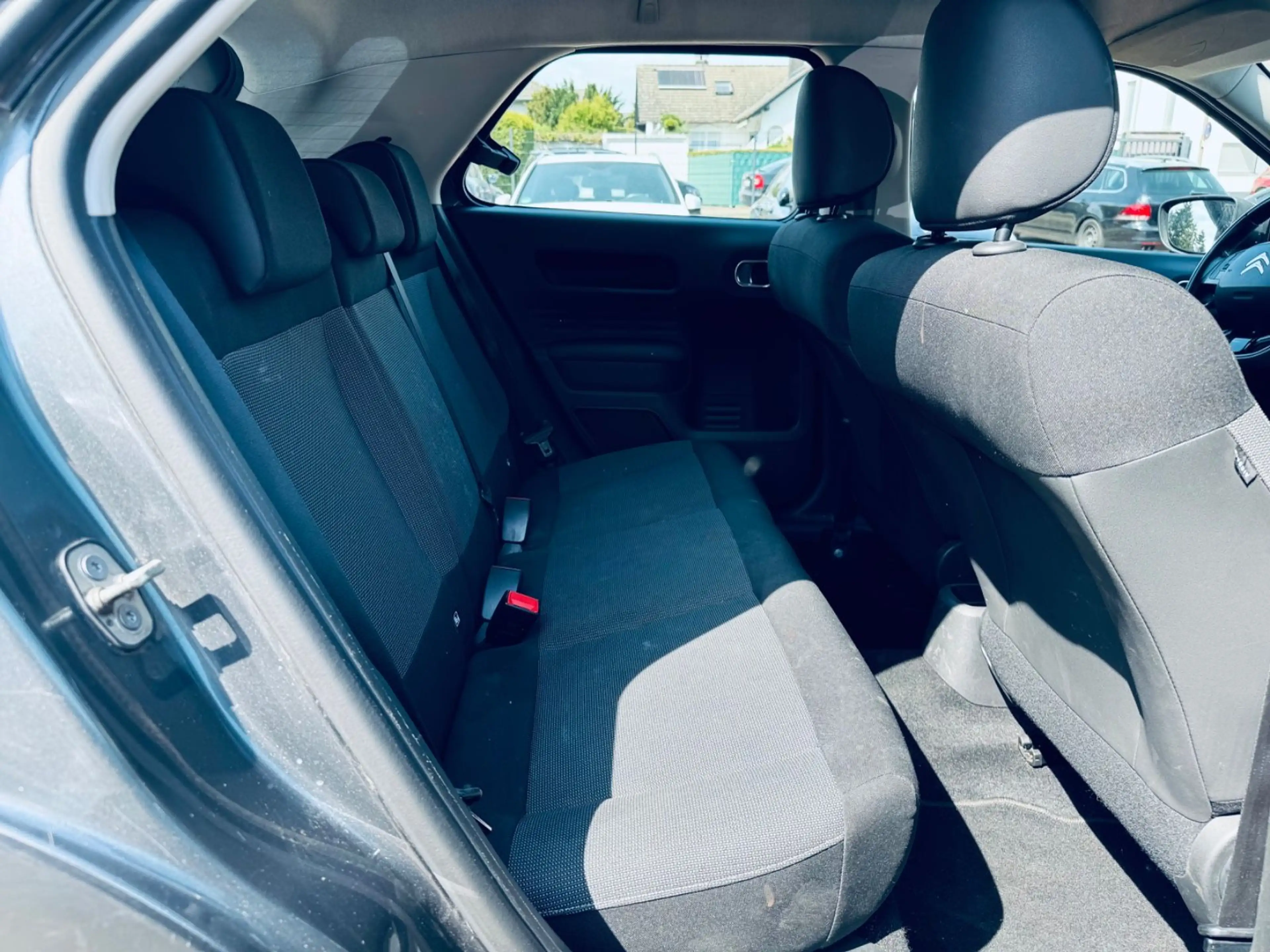 Citroen C4 Cactus Feel — photo 10