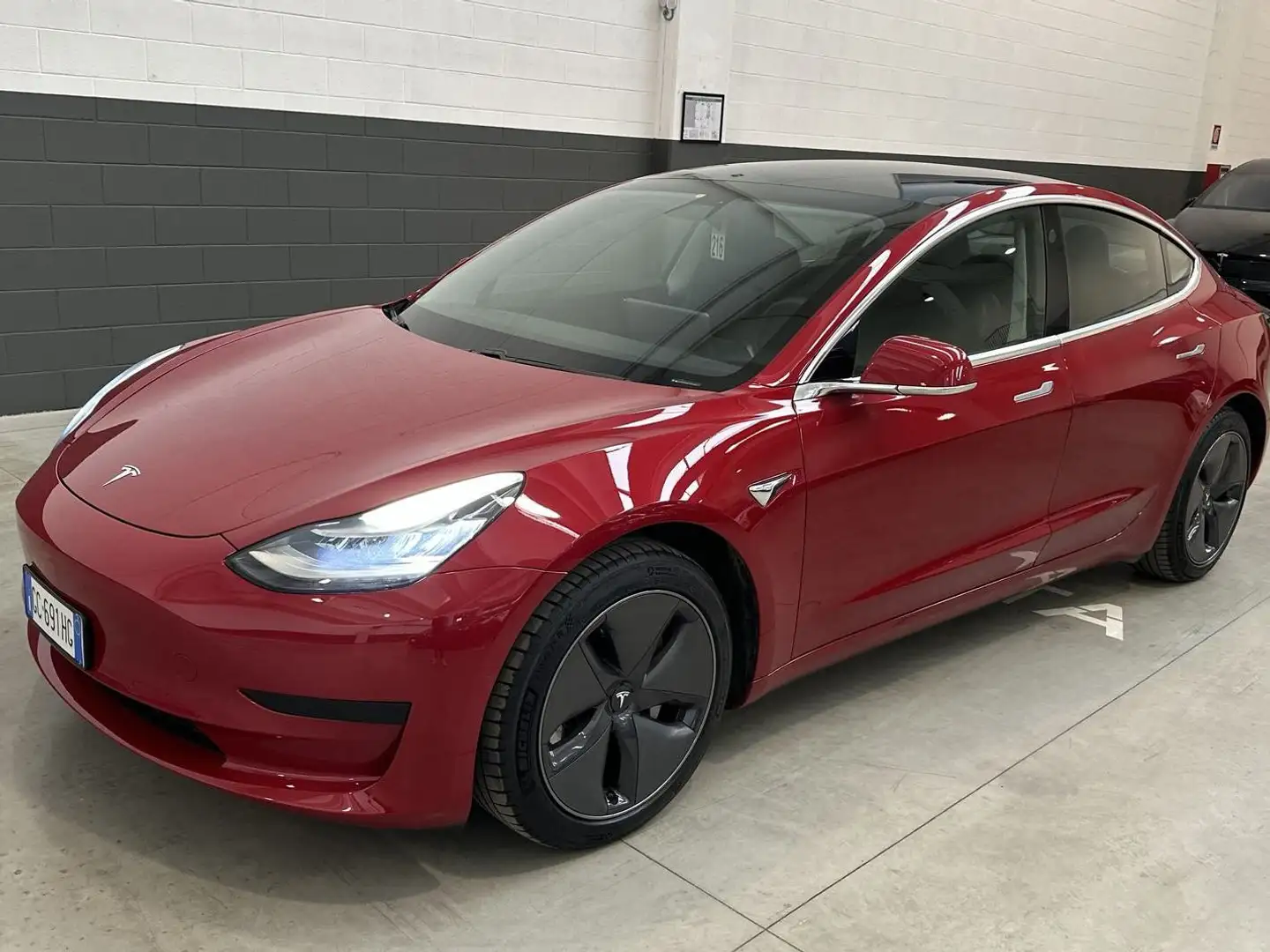 Tesla Model 3 Model 3 Standard rwd Plus Rosso - 1